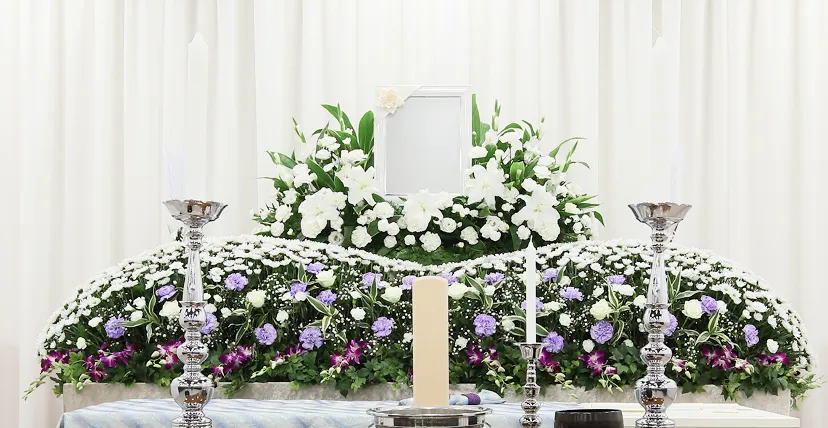 葬儀場の内観